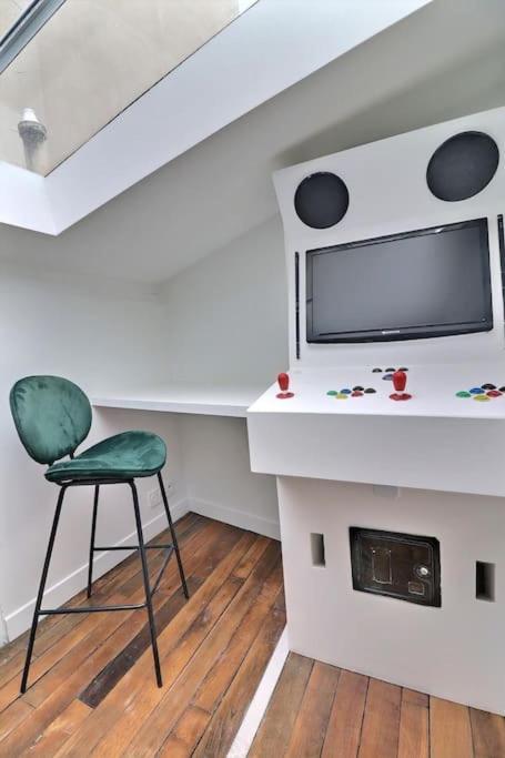 Unique Loft Apartment Located 15 Minutes From The Champs Elysees Saint-Ouen  Kültér fotó